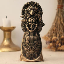 Load image into Gallery viewer, Gaia Statue