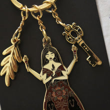 Load image into Gallery viewer, Hecate Keychain