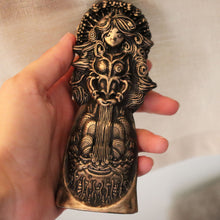Load image into Gallery viewer, Gaia Statue