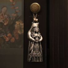 Load image into Gallery viewer, Artio Ornament