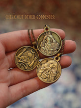 Load image into Gallery viewer, Hecate Necklace