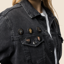 Load image into Gallery viewer, Set of pin buttons - Statement Pieces
